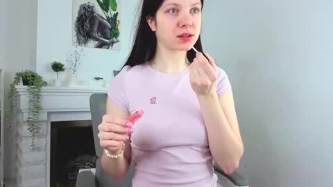 Evalena maybe just Eva online show from January 9, 5:10 am