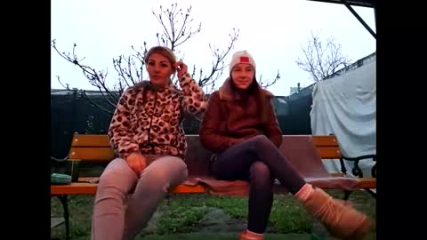 Snapshot of baby_inna chatting on December 23, 6:00 am Inna online show from December 23, 6:00 am