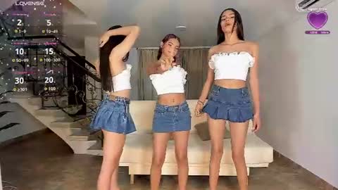 baby_kitty12 online show from June 15, 1:41 am