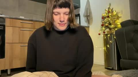 mei online show from December 28, 11:26 pm