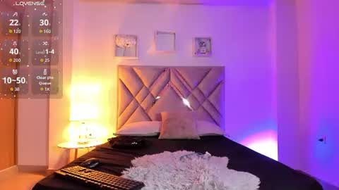 baby_noaht online show from July 1, 2:51 pm