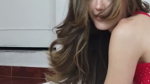 Snapshot of baby_sammyy chatting on December 19, 11:57 pm Baby Sammyy online show from December 19, 11:57 pm