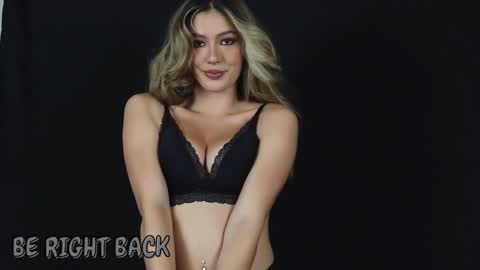 Snapshot of baby_sammyy chatting on October 14, 4:41 pm Baby Sammyy online show from October 14, 4:41 pm