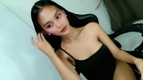 baby_zoexx online show from April 6, 1:14 am