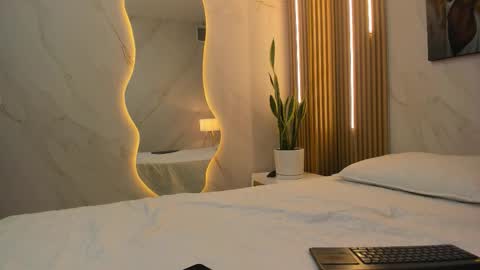 ANGEL online show from February 7, 1:09 am