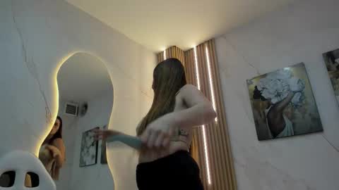 ANGEL online show from February 10, 3:21 am