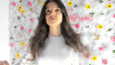 Snapshot of babyaylin chatting on March 3, 3:20 pm Aylin online show from March 3, 3:20 pm