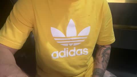 Snapshot of babybemine420 chatting on December 15, 7:34 am babybemine420 online show from December 15, 7:34 am