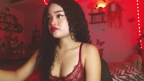 babybombom08 online show from March 26, 8:58 pm