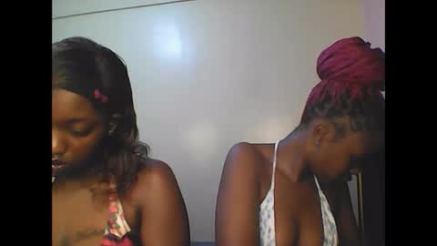 Snapshot of babybrown20 chatting on June 9, 4:57 am babybrown online show from June 9, 4:57 am
