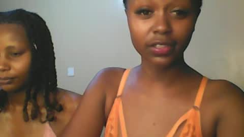 Snapshot of babybrown20 chatting on June 24, 8:46 am babybrown online show from June 24, 8:46 am
