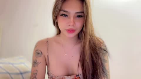Snapshot of babyclarats chatting on July 25, 5:38 am Clara online show from July 25, 5:38 am