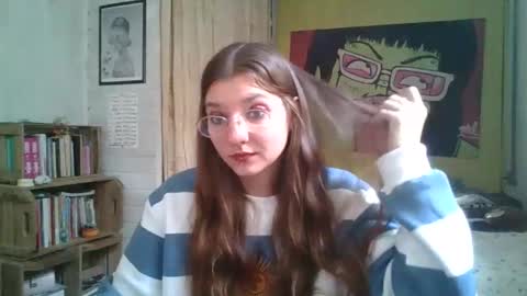 Snapshot of babydemon6 chatting on June 6, 12:54 pm babydemon6 online show from June 6, 12:54 pm