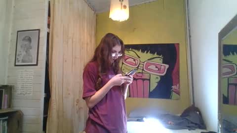 Snapshot of babydemon6 chatting on June 8, 1:22 pm babydemon6 online show from June 8, 1:22 pm