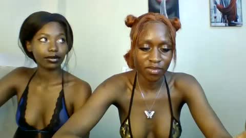 Snapshot of babydoll_230 chatting on July 25, 6:44 am Babydoll 230 online show from July 25, 6:44 am
