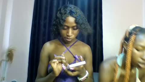 Snapshot of babydoll_230 chatting on August 6, 6:59 am Babydoll 230 online show from August 6, 6:59 am