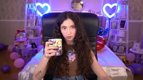 Sasha online show from February 10, 8:10 pm