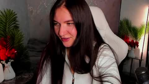 Sophia online show from May 7, 1:22 am
