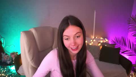 Snapshot of babylumii chatting on April 26, 12:58 pm Lady Vi online show from April 26, 12:58 pm
