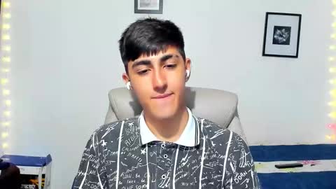 Snapshot of babymaik chatting on November 21, 6:01 am babymaik online show from November 21, 6:01 am