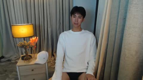 Snapshot of babymasterbater chatting on March 4, 12:33 pm call me james online show from March 4, 12:33 pm