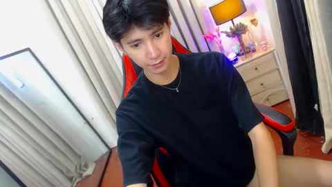 Snapshot of babymasterbater chatting on September 10, 6:02 am call me james online show from September 10, 6:02 am