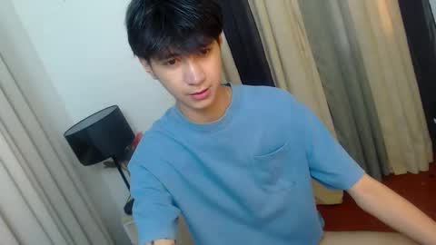 Snapshot of babymasterbater chatting on October 7, 8:00 am call me james online show from October 7, 8:00 am