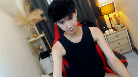 Snapshot of babymasterbater chatting on October 24, 9:33 pm call me james online show from October 24, 9:33 pm