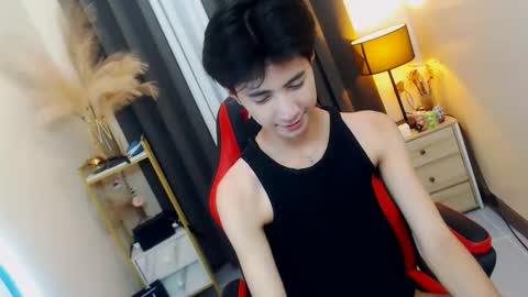 Snapshot of babymasterbater chatting on October 30, 7:47 pm call me james online show from October 30, 7:47 pm