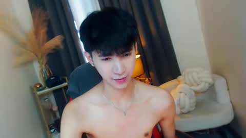 Snapshot of babymasterbater chatting on November 27, 6:04 am call me james online show from November 27, 6:04 am