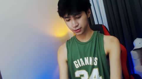 Snapshot of babymasterbater chatting on December 16, 4:56 pm call me james online show from December 16, 4:56 pm