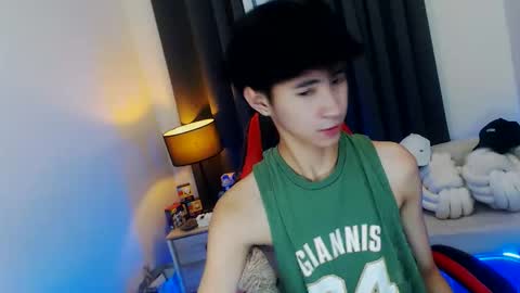 Snapshot of babymasterbater chatting on December 20, 9:44 pm call me james online show from December 20, 9:44 pm