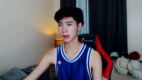 Snapshot of babymasterbater chatting on January 12, 3:39 pm call me james online show from January 12, 3:39 pm