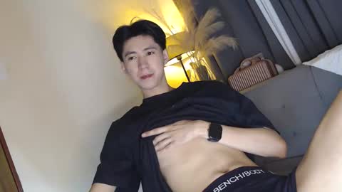 Snapshot of babymasterbater chatting on March 16, 8:29 am call me james online show from March 16, 8:29 am