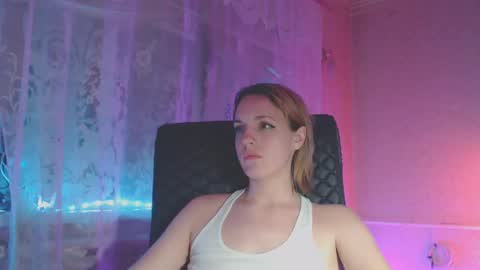 Snapshot of babymuro4ka chatting on January 29, 3:22 am Sonya online show from January 29, 3:22 am