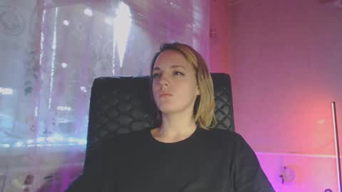 Snapshot of babymuro4ka chatting on February 4, 5:53 am Sonya online show from February 4, 5:53 am