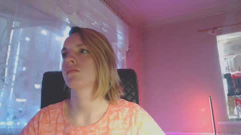 Snapshot of babymuro4ka chatting on February 8, 6:01 am Sonya online show from February 8, 6:01 am