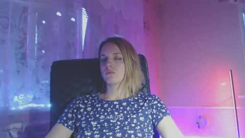 Snapshot of babymuro4ka chatting on March 6, 4:08 am Sonya online show from March 6, 4:08 am