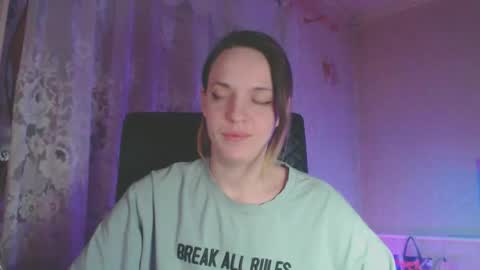 Sonya online show from February 3, 9:20 pm