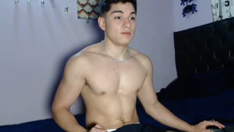 Snapshot of babytwunkz chatting on October 28, 3:10 am Hey Im Zayn good to see u here online show from October 28, 3:10 am