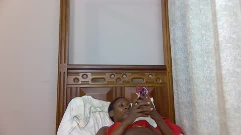 Snapshot of babytylerr chatting on October 22, 6:24 am babytylerr online show from October 22, 6:24 am