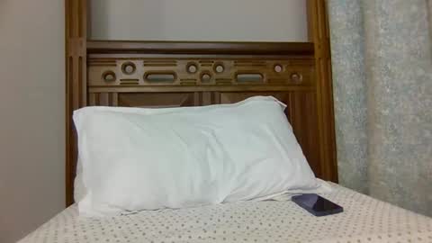 Snapshot of babytylerr chatting on October 29, 3:20 am babytylerr online show from October 29, 3:20 am