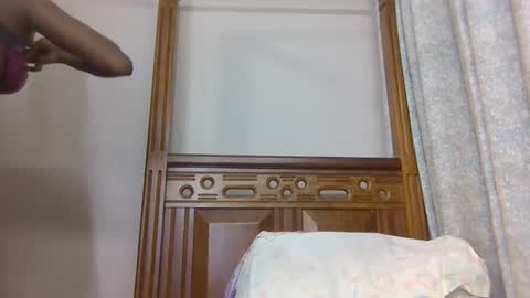 Snapshot of babytylerr chatting on November 16, 6:02 pm babytylerr online show from November 16, 6:02 pm