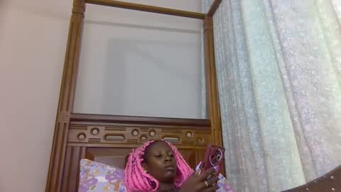 Snapshot of babytylerr chatting on November 30, 7:12 am babytylerr online show from November 30, 7:12 am