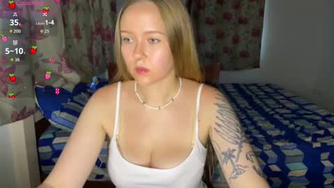 Snapshot of babyytonight chatting on November 2, 2:36 am NEXT STREAM  1AM GMT3  Alice    online show from November 2, 2:36 am