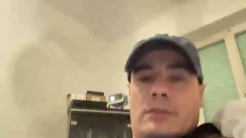 Snapshot of bach77 chatting on February 28, 7:03 pm bach online show from February 28, 7:03 pm