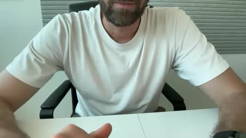 backtoureon online show from May 29, 2:04 pm