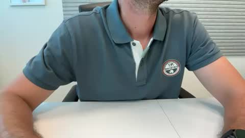 backtoureon online show from July 14, 10:32 am