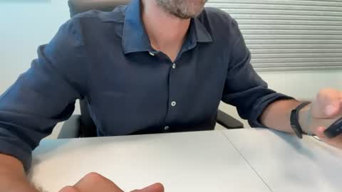 backtoureon online show from July 27, 9:49 am
