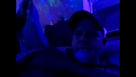 Snapshot of bad_boy4u2abuse chatting on January 21, 3:26 am bad_boy4u2abuse online show from January 21, 3:26 am